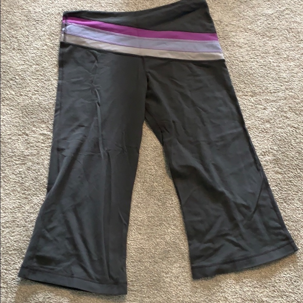 Lululemon crops